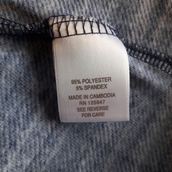 establish 1962 | Flowy sleeveless summer top - Picture 9 of 10